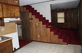 5th image of 477 Rainbow Cir
