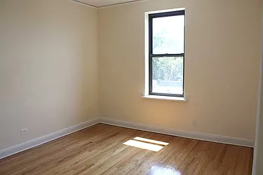 Rented by Metro Garden Realty NYC