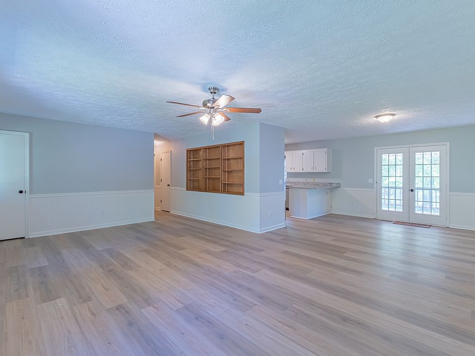 176 Edgefield Dr Manchester TN Zillow