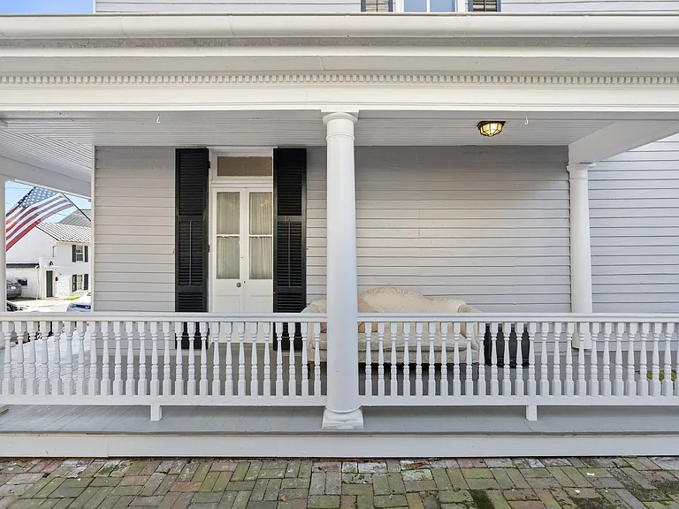 209 N Washington St — Photo 7