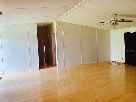 5th image of 3348 Cord Ave