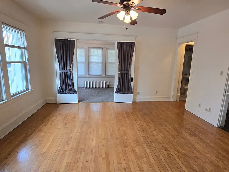 3554 N Prospect Ave #7 — Photo 2
