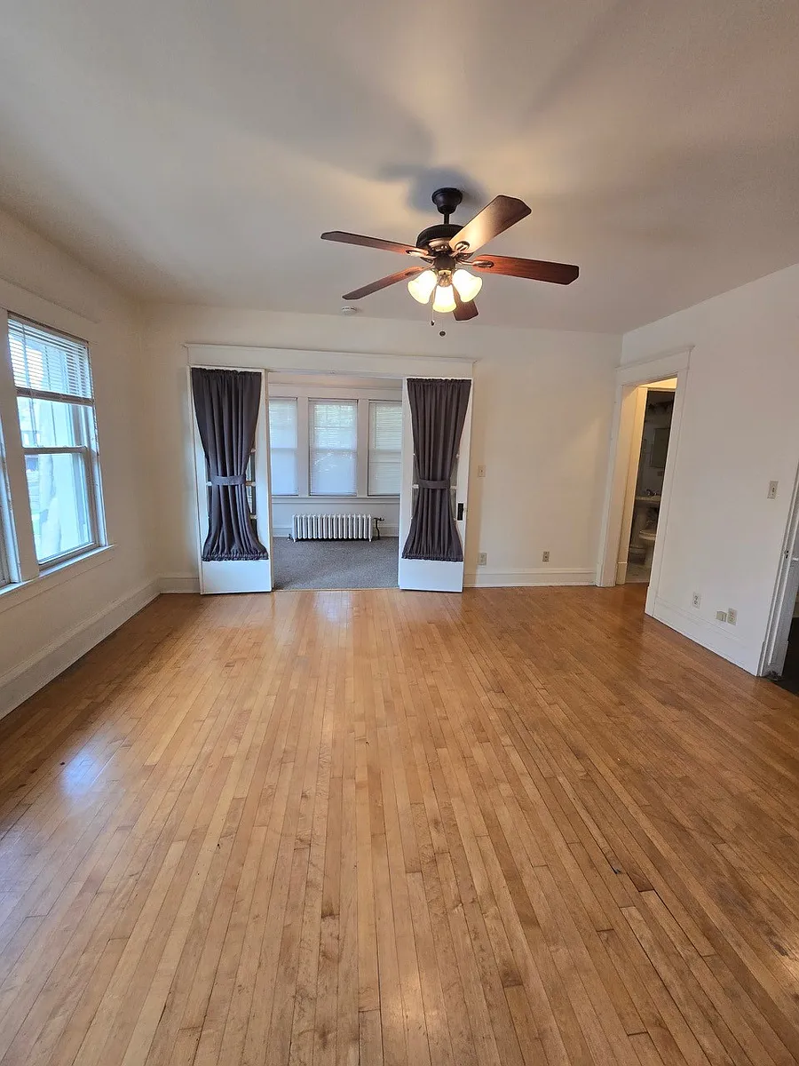 Building Photo - 3554 N Prospect Ave #7