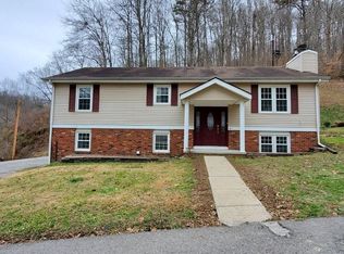 59 C Vanhoose Rd, Wittensville, KY 41274