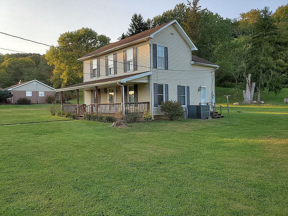 2nd image of 450 Roush Ln