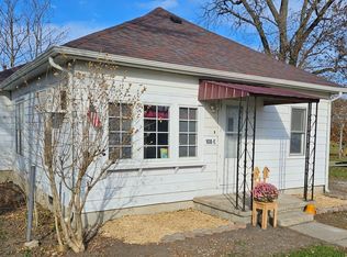 108 E Marion St, Mount Ayr, IN 47964