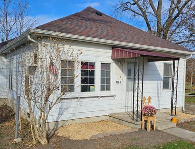 108 E Marion St, Mount Ayr, IN, 47964