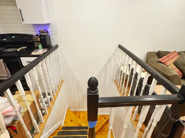 741 Washington Avenue image 11 of 17