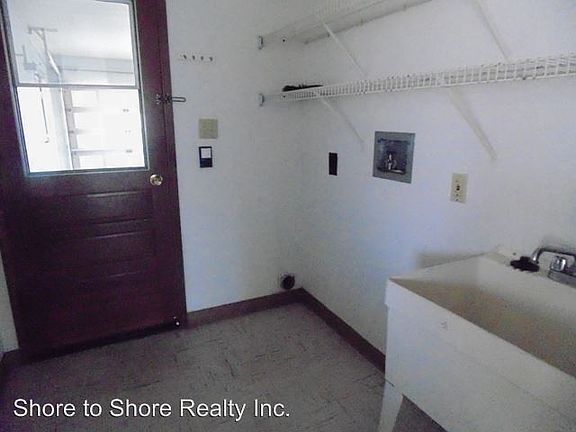 4th image of 841 Makaala Dr