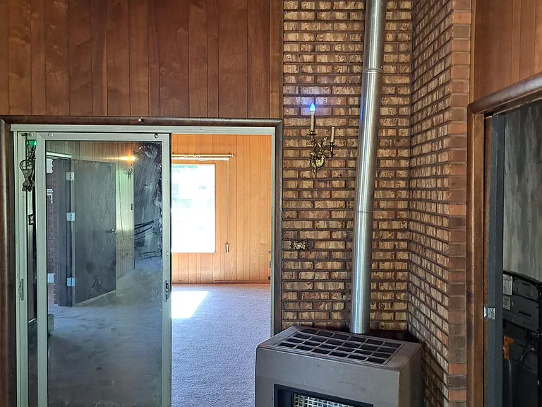 66 N 700 W — Photo 4