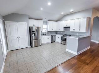 1205 Primrose Dr, Sanger, TX 76266