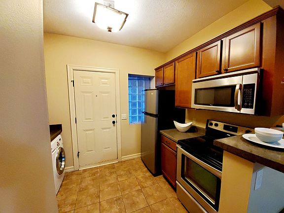 4th image of 602 N 33rd St #3430736C9