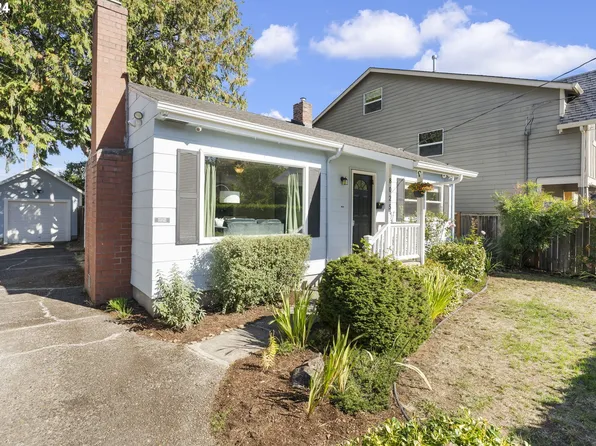 8025 SE Ramona St, Portland, OR 97206