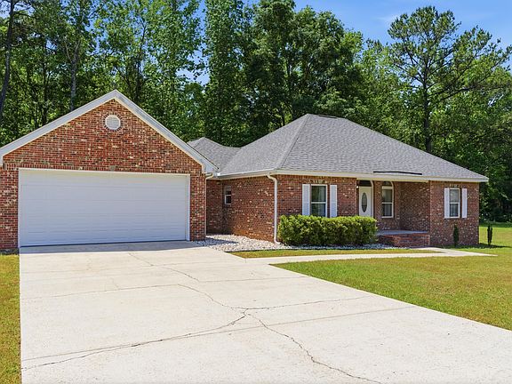 3rd image of 9 Cameron Place Dr