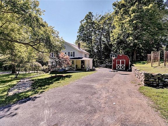 2nd image of 105 Locust Ln