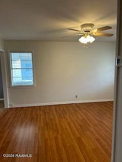 3rd image of 804 W Saint Mary St
