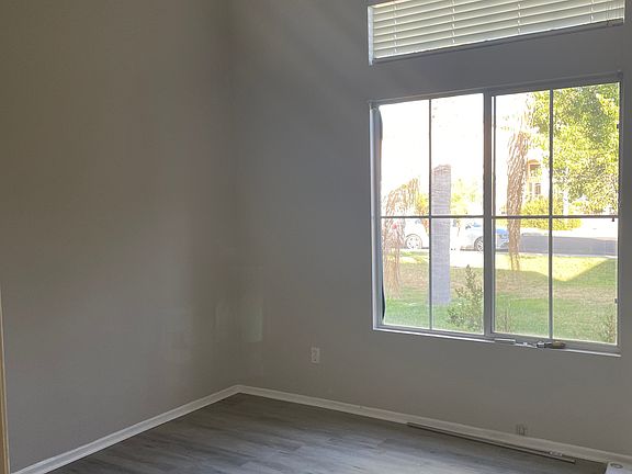 3rd image of 39618 Saba Ct