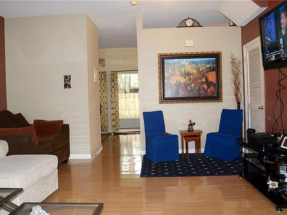 5th image of 4318 Fincastle Ct