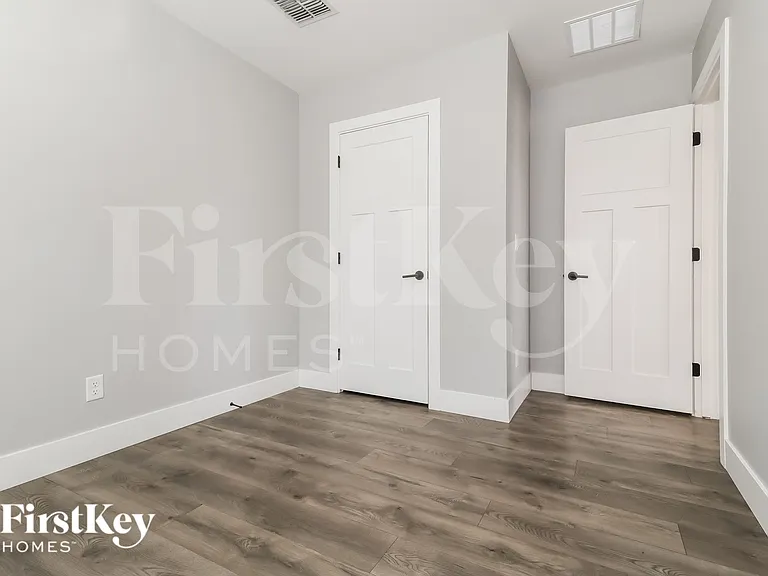 3858 W Tamarisk Ave — Photo 13