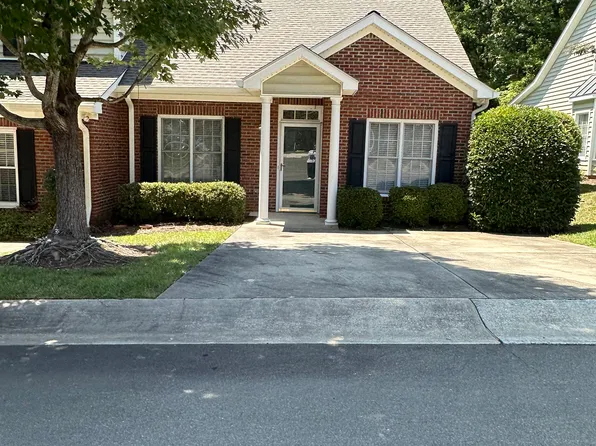 821 Quiet Woods Pl, Durham, NC 27712