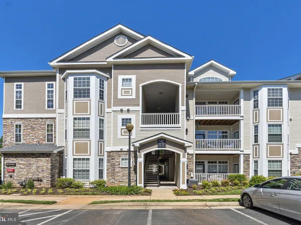507 Sunset View Ter SE Unit 203, Leesburg, VA 20175