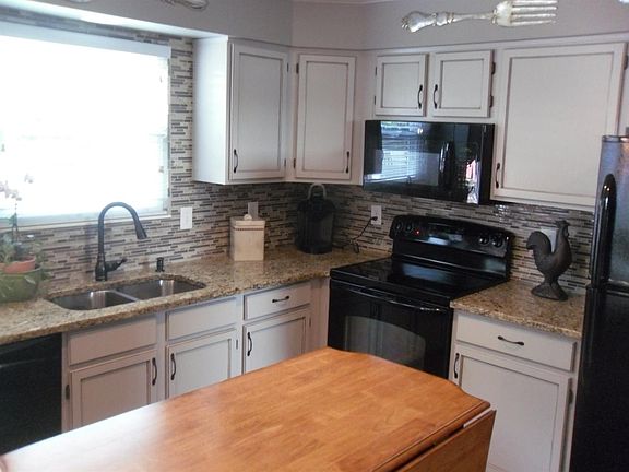 5th image of 7830 Willow Run Ct