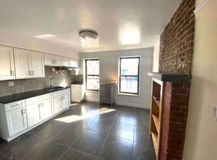 318 11th St APT 4, Brooklyn, NY 11215