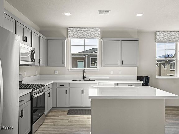5th image of 300 Cattail Cir