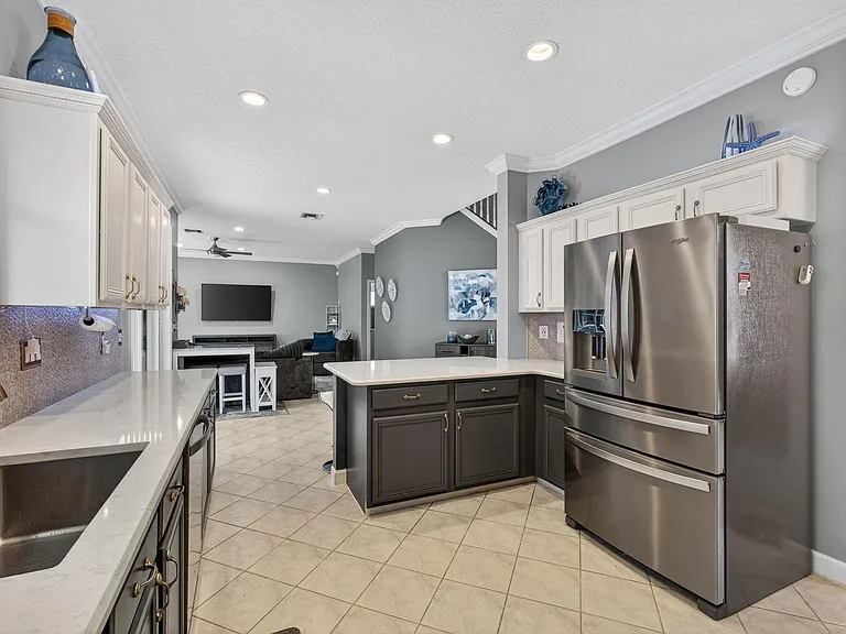 3738 Old Lighthouse Cir #SEASON RENTAL — Photo 19
