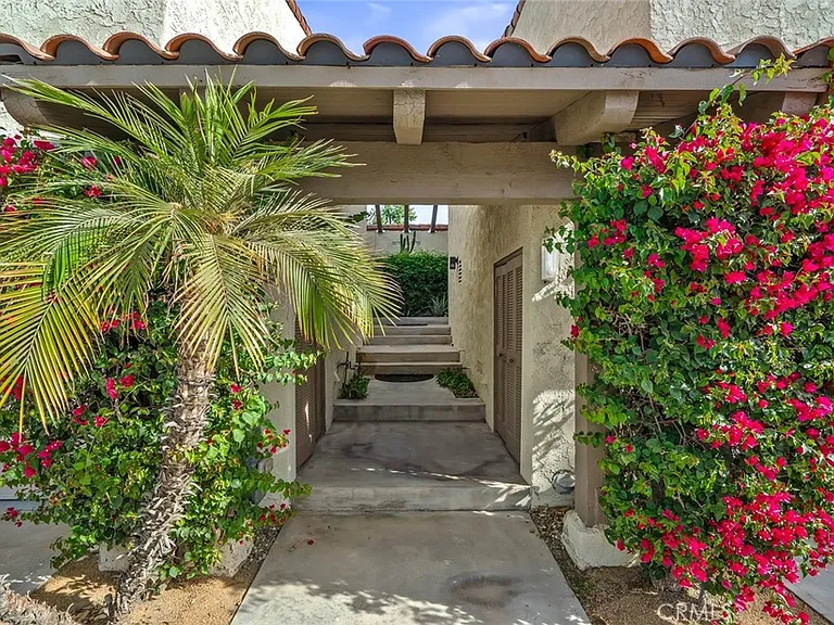 45436 Driftwood Dr — Photo 4