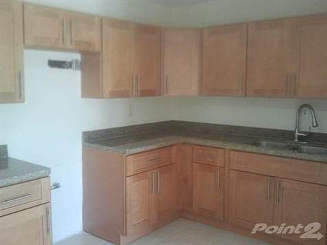 5th image of 18820 NW 39th Ct