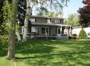 9035 403rd Ave, Genoa City, WI 53128