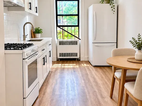 239 Troy Ave APT 8, Brooklyn, NY 11213