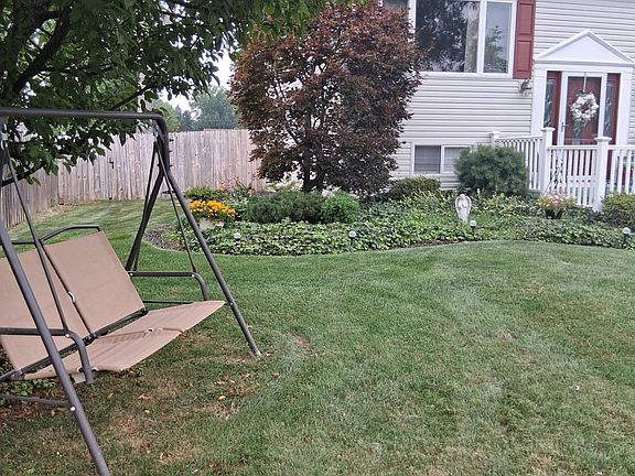 2nd image of 3415 Rebecca Dr