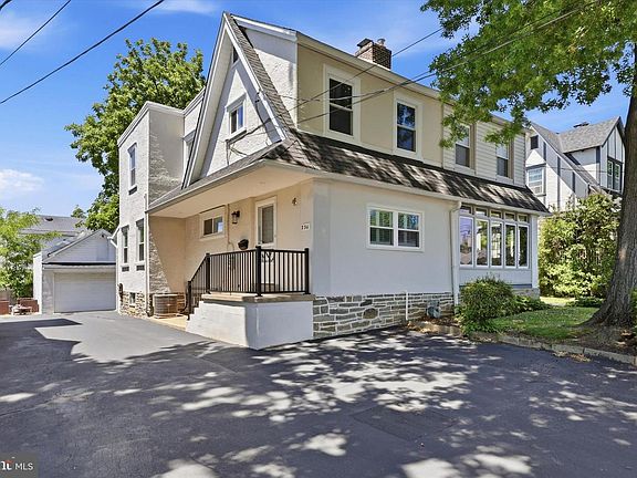 2nd image of 736 Oak View Rd #100