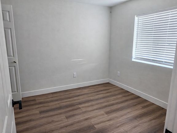 4th image of 1226 S Woods Ave