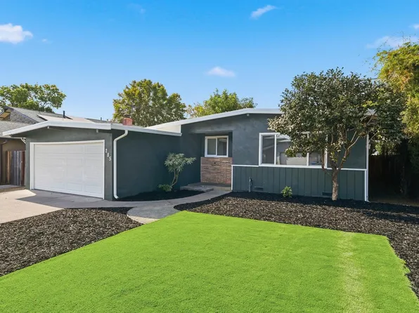 285 Hemlock Street, Vacaville, CA 95688