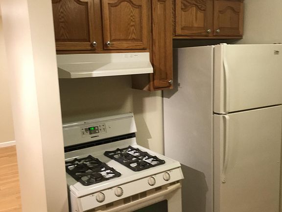 3rd image of 20480 Abrahm St