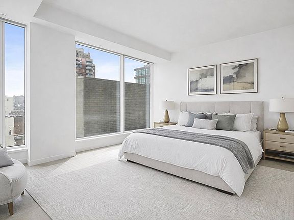 3rd image of 165 Charles St APT 22