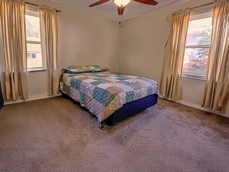 10465 Ferguson Rd — Photo 6