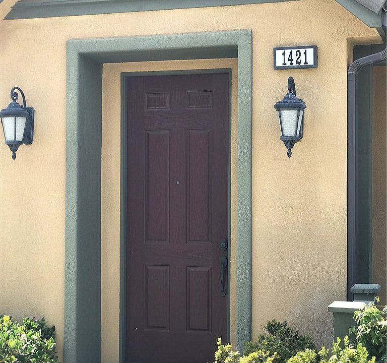 1st image of 1421 Georgia St