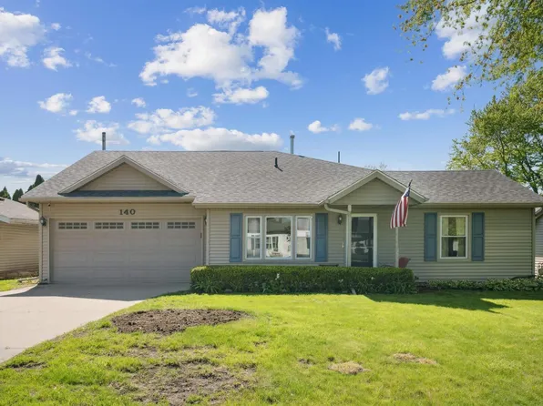 140 W 2nd St, Coal Valley, IL 61240