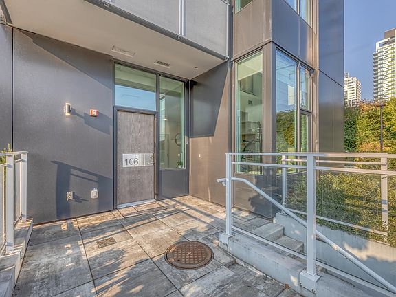 2nd image of 4433 Alaska St #106
