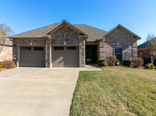 7 Oak Tree Cir, Conway, AR 72032