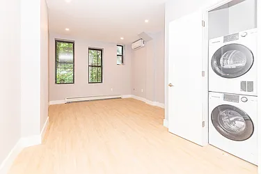 Rented by MySpaceNYC
