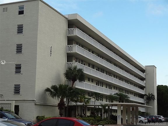 4th image of 2851 Leonard Dr APT J409
