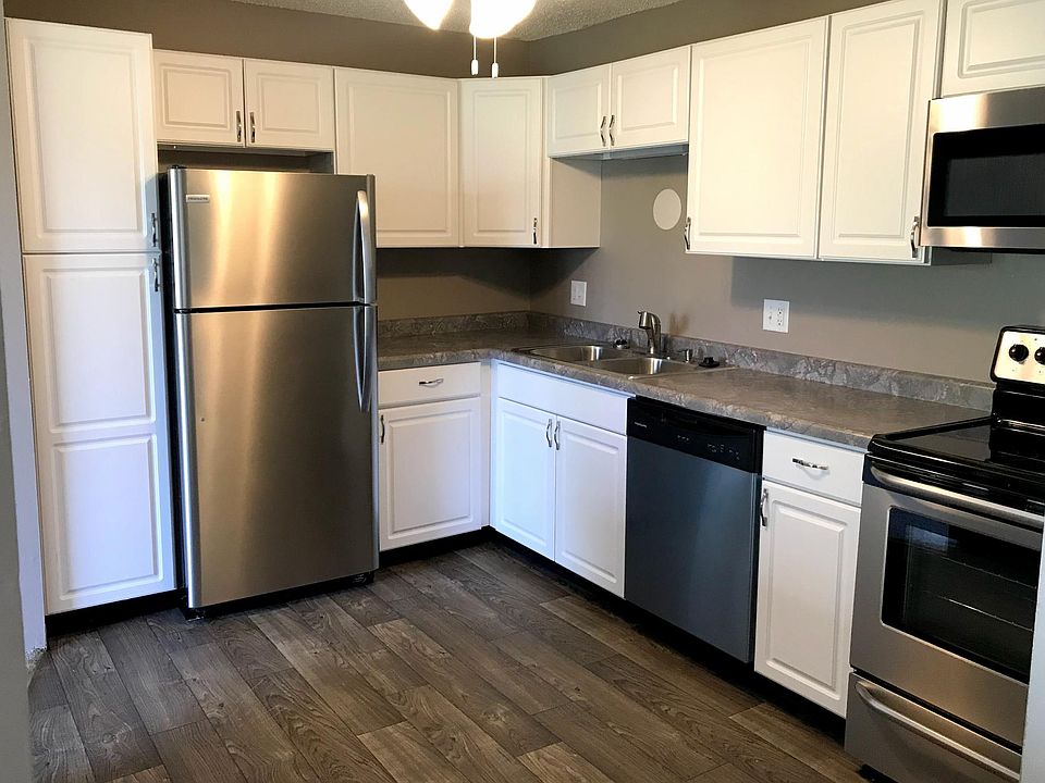 1st image of 108 5th Ave NW #9d9830c1b