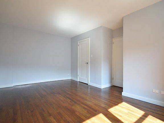 5th image of 2400 Webb Ave APT 3L