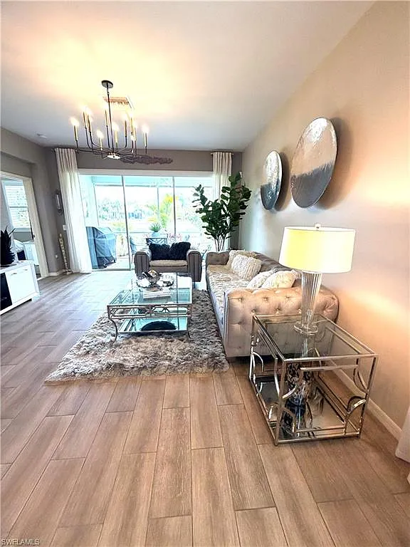3 bed, 2.0 bath, 1500 sqft, $3,500 — Photo 1