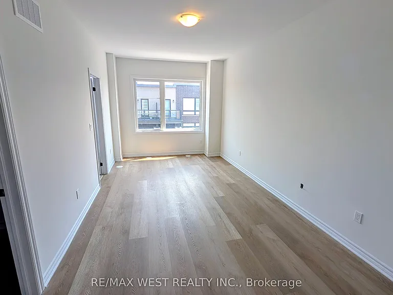 91 Inverary Cres — Photo 26